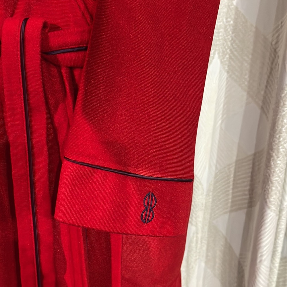 Bill Blass Robe - Picture 3 of 6